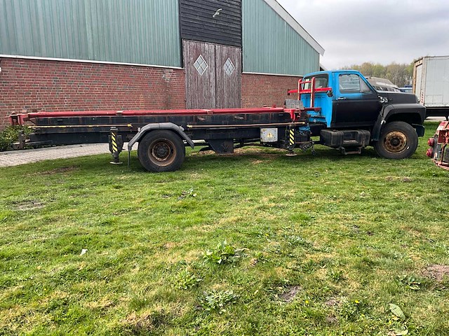 Ford - - f700 - vrachtwagen - afbeelding 33 van  33
