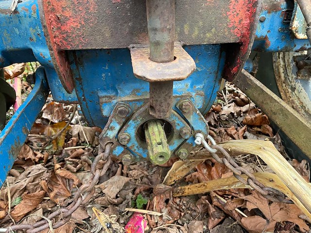 Ford - - oldtimer tractor - afbeelding 10 van  19