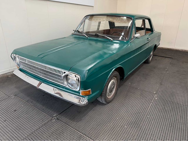 Ford - 12 m - 1300 - oldtimer - 1970 - afbeelding 1 van  27
