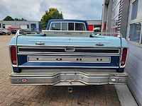 Ford - 1975 - pick up club cab - f250 xlt - personenauto - afbeelding 16 van  19