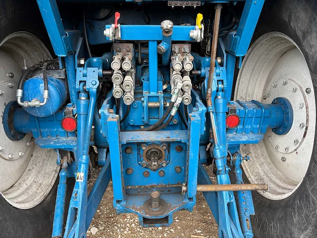 Ford - 1990 - 8210 iii 4wd - tractor - afbeelding 7 van  30
