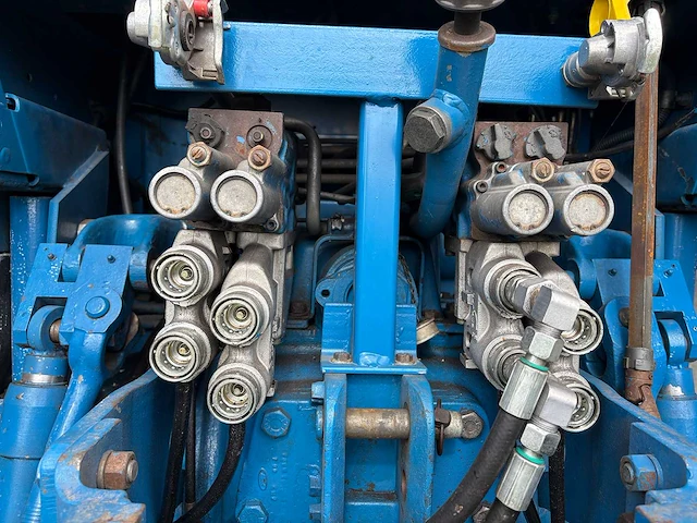Ford - 1990 - 8210 iii 4wd - tractor - afbeelding 10 van  30