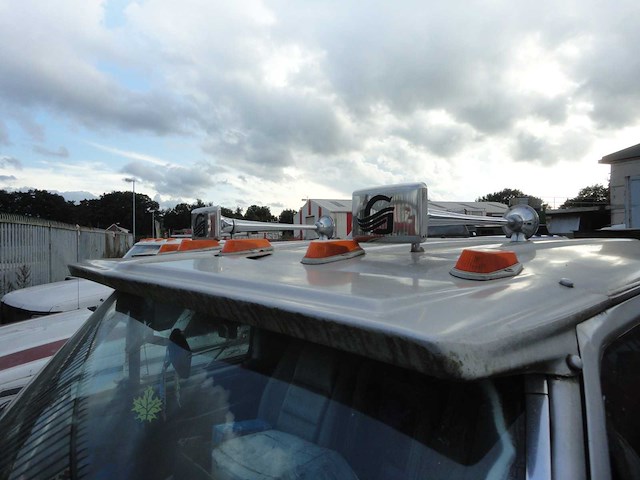 Ford - 1993 - f350 - crew cab dually - 7,3 liter navistar diesel met woontrailer - afbeelding 5 van  38