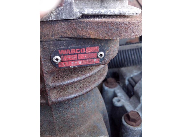 Ford - 1993 - f350 - crew cab dually - 7,3 liter navistar diesel met woontrailer - afbeelding 25 van  38