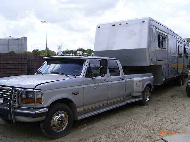Ford - 1993 - f350 - crew cab dually - 7,3 liter navistar diesel met woontrailer - afbeelding 23 van  38