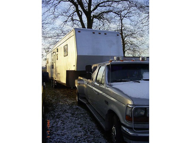Ford - 1993 - f350 - crew cab dually - 7,3 liter navistar diesel met woontrailer - afbeelding 35 van  38
