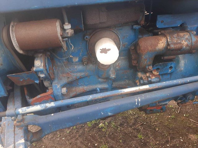 Ford - 2000 - utility tractor - 1970 - tgz-92-b - afbeelding 7 van  13