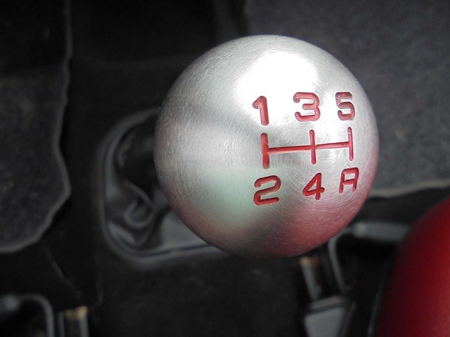 Ford - 2003 - streetka - 1.6 - 16-nff-3 - afbeelding 14 van  15