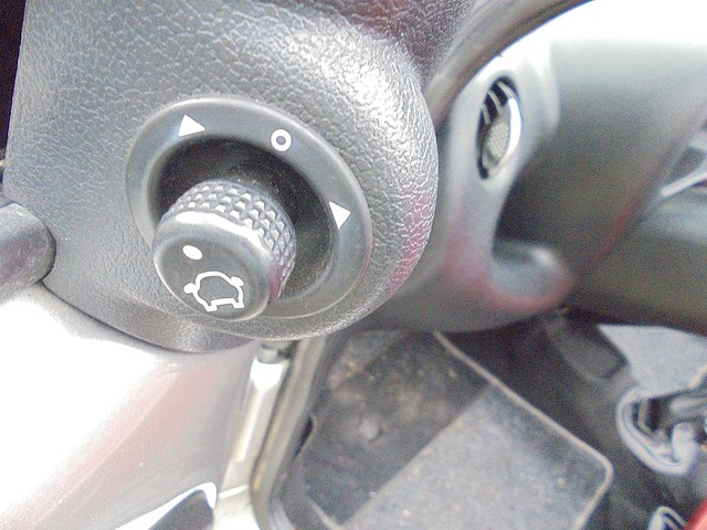 Ford - 2003 - streetka - 1.6 - afbeelding 13 van  15