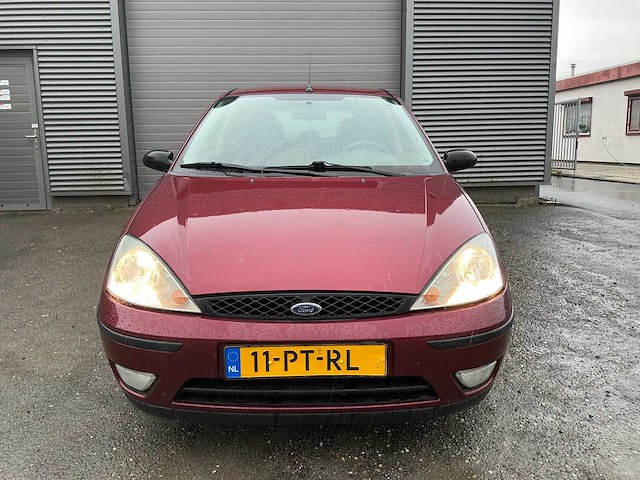 Ford - 2004 - focus - personenauto (11-pt-rl) - afbeelding 12 van  23