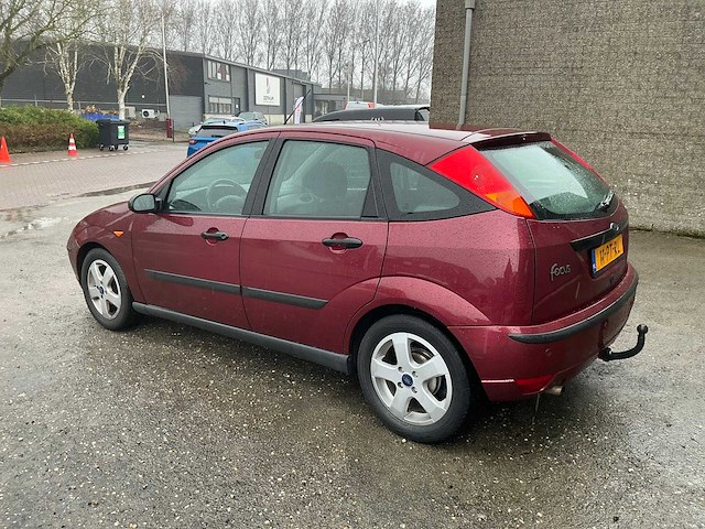 Ford - 2004 - focus - personenauto (11-pt-rl) - afbeelding 20 van  23
