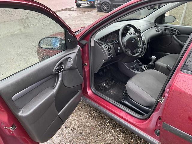 Ford - 2004 - focus - personenauto (11-pt-rl) - afbeelding 21 van  23