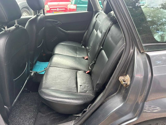 Ford - 2004 - focus wagon - 1.6-16v futura - 89-pk-td - afbeelding 3 van  12