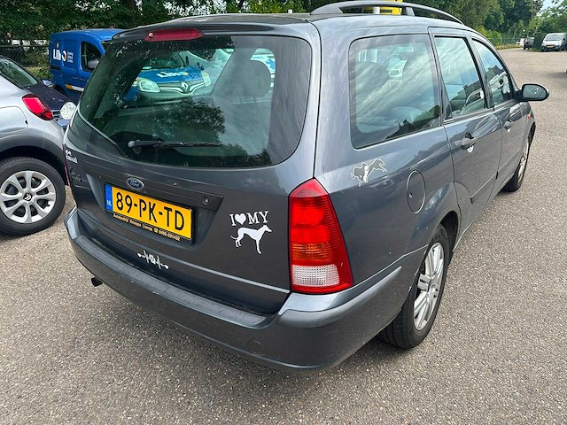 Ford - 2004 - focus wagon - 1.6-16v futura - 89-pk-td - afbeelding 7 van  12