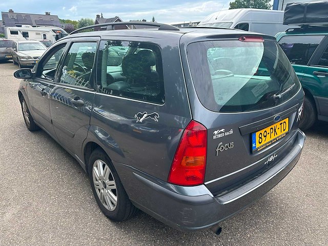 Ford - 2004 - focus wagon - 1.6-16v futura - 89-pk-td - afbeelding 8 van  12