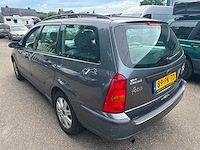 Ford - 2004 - focus wagon - 1.6-16v futura - 89-pk-td - afbeelding 8 van  12