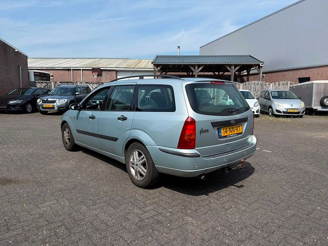 Ford - 2004 - focus wagon - 1.6-16v trend automaat - 14-nn-rt - afbeelding 7 van  11