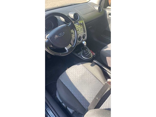 Ford - 2005 - fiesta - 1.3 futura - 66-rl-xp - afbeelding 7 van  7