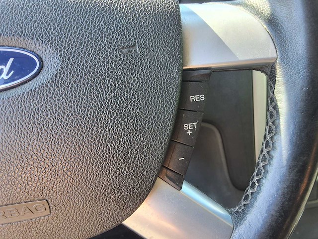 Ford - 2005 - focus - personenauto - afbeelding 7 van  16
