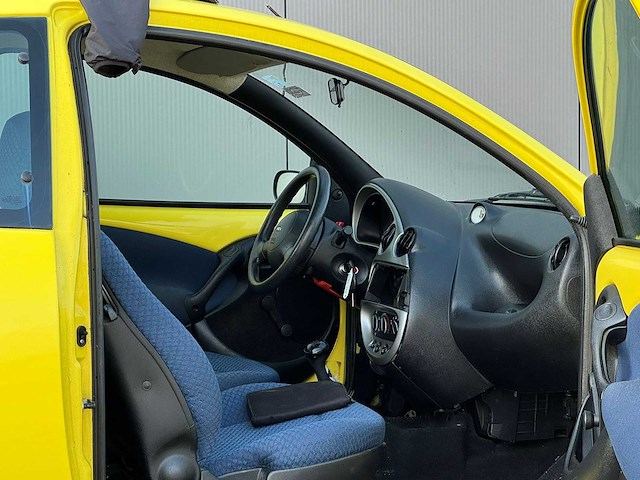 Ford - 2005 - ka - 1.3 style - 99-rb-lt - afbeelding 7 van  15