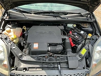 Ford - 2006 - fiesta - 1.3-8v champion - personenauto - afbeelding 2 van  10