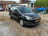 Ford - 2006 - fiesta - 1.3-8v champion - personenauto - afbeelding 3 van  10