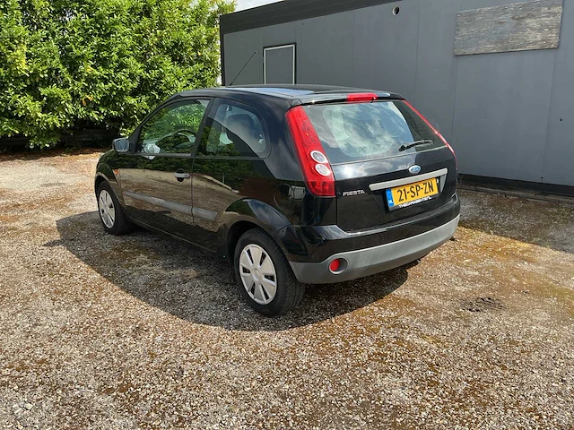Ford - 2006 - fiesta - 1.3-8v champion - personenauto - afbeelding 5 van  10