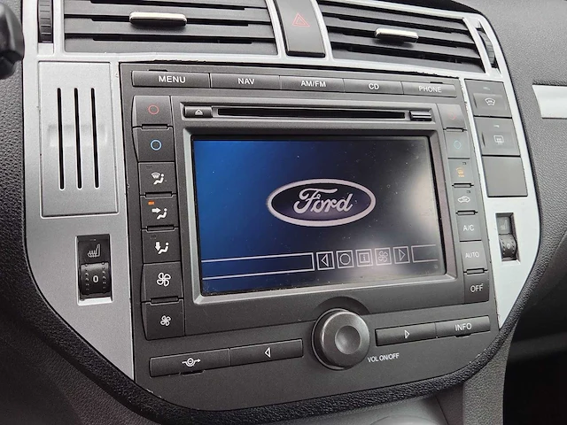 Ford - 2006 - focus c-max - 1.6-16v futura - 97-tk-zj - personenauto - afbeelding 9 van  22
