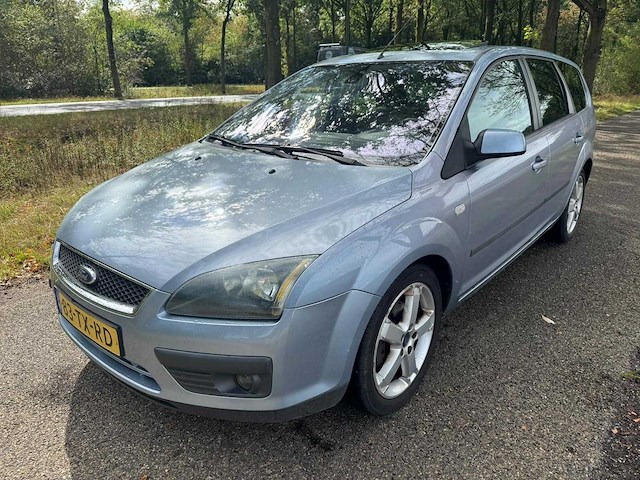 Ford - 2007 - focus wagon - 1.6-16v futura - 83-tx-rd - afbeelding 1 van  32