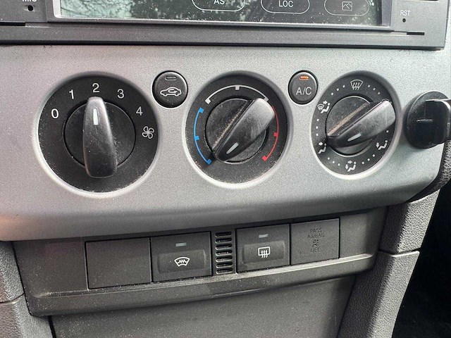 Ford - 2007 - focus wagon - 1.6-16v futura - 83-tx-rd - afbeelding 25 van  32