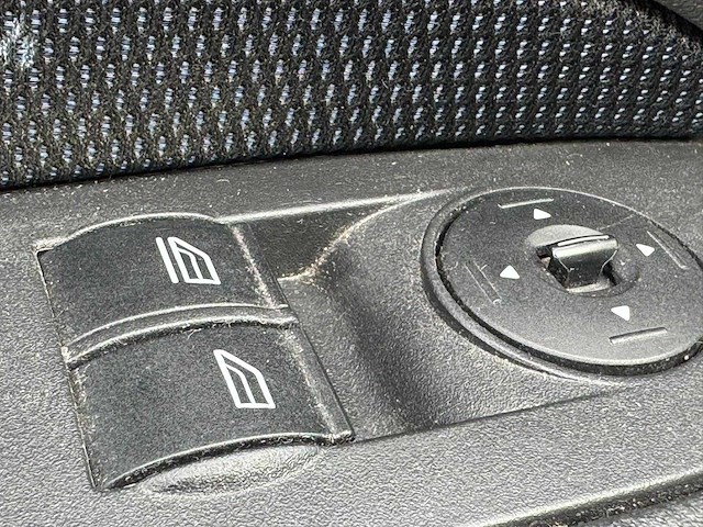 Ford - 2007 - focus wagon - 1.6-16v futura - 83-tx-rd - afbeelding 26 van  32