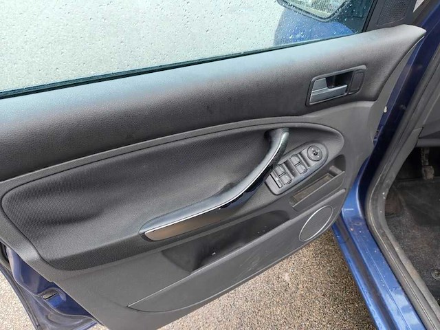 Ford - 2008 - c-max - 1.6 tdci titanium - 95-zl-vf - afbeelding 2 van  15