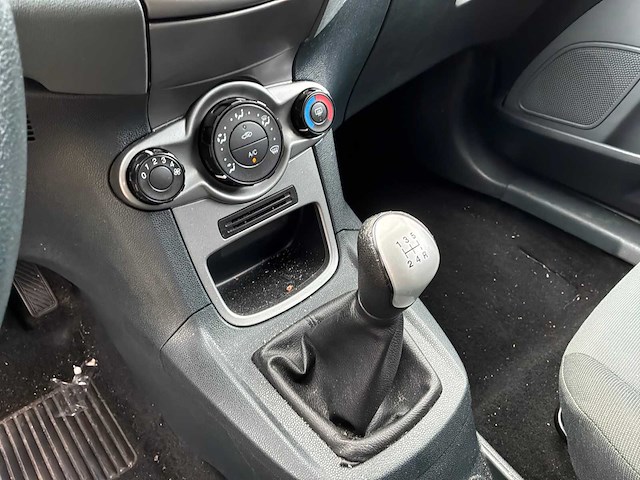 Ford - 2008 - fiesta - 1.25 trend - personenauto (53-hhf-7) - afbeelding 5 van  25
