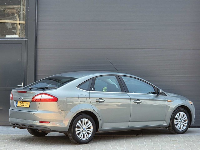 Ford - 2008 - mondeo - 2.3-16v ghia - personenauto - 19-zs-jf - afbeelding 15 van  21