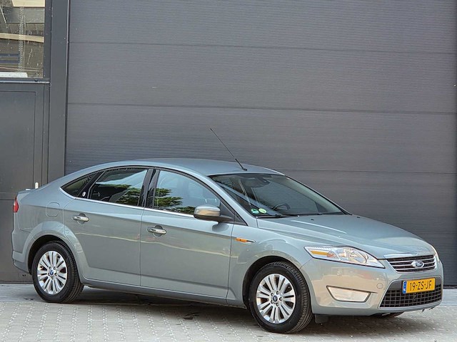 Ford - 2008 - mondeo - 2.3-16v ghia - personenauto - 19-zs-jf - afbeelding 17 van  21