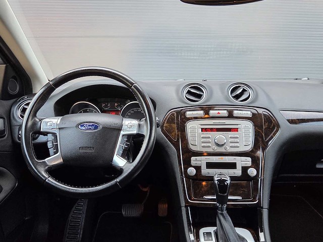Ford - 2008 - mondeo - 2.3-16v ghia - personenauto - 19-zs-jf - afbeelding 3 van  18