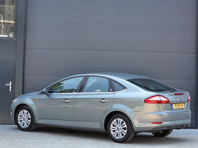 Ford - 2008 - mondeo - 2.3-16v ghia - personenauto - 19-zs-jf - afbeelding 15 van  18