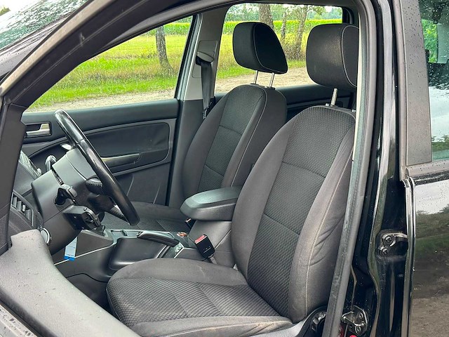Ford - 2009 - c-max - 1.8-16v titan. flex. - 90-jhr-6 - afbeelding 24 van  24