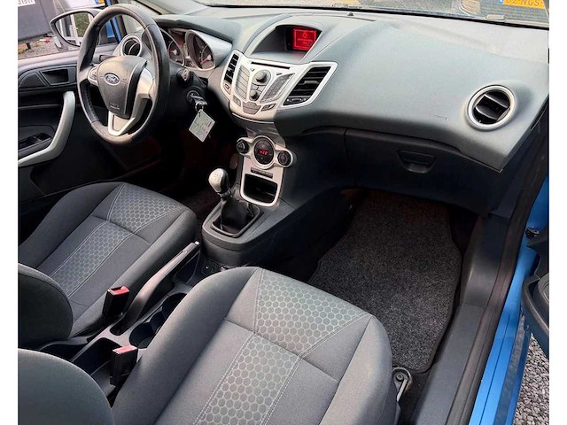 Ford - 2009 - fiesta - 1.4 trend - personenauto - afbeelding 2 van  10