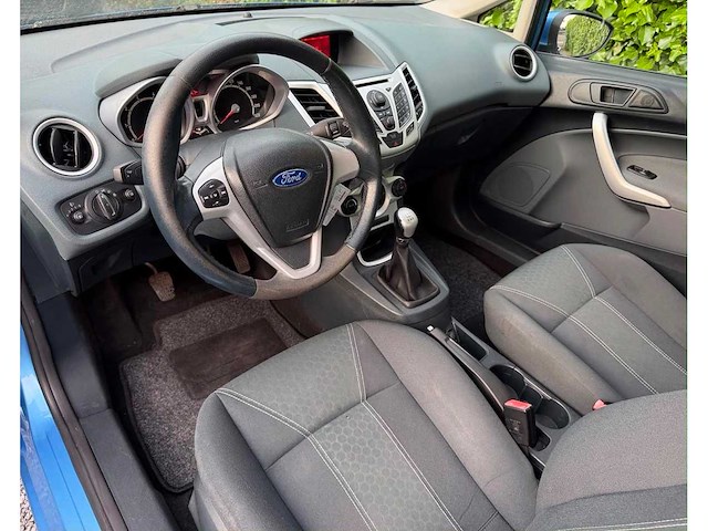 Ford - 2009 - fiesta - 1.4 trend - personenauto - afbeelding 10 van  10
