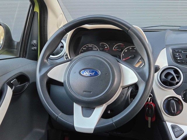 Ford - 2009 - ka - 1.2 titanium - 69-hrg-4 - afbeelding 2 van  11