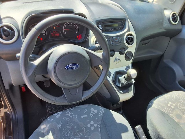 Ford - 2009 - ka - 1.2 trend - personenauto - afbeelding 2 van  13