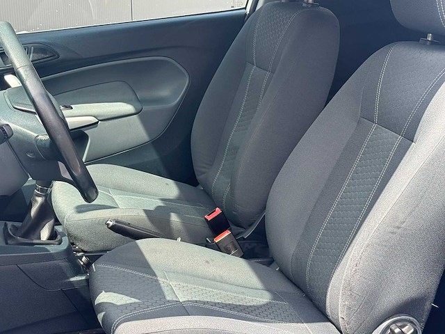 Ford - 2010 - fiesta - 1.6 tdci ghia - z-315-bt - afbeelding 13 van  15