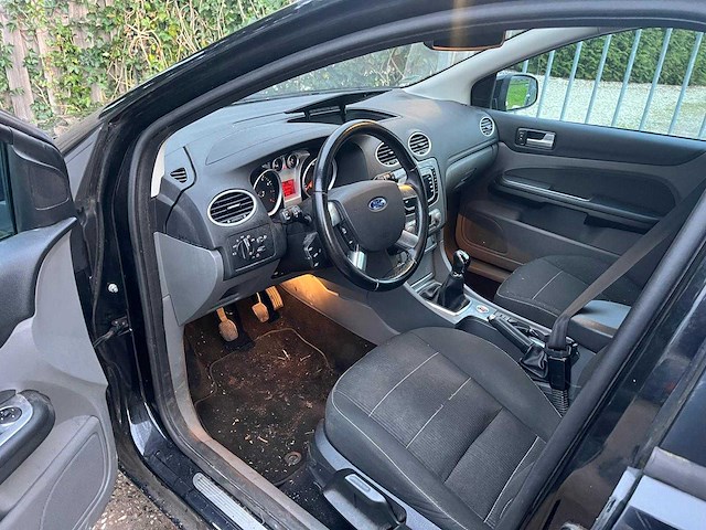 Ford - 2010 - focus - - ps-578-x - afbeelding 8 van  12