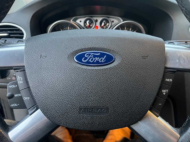 Ford - 2010 - focus - - ps-578-x - afbeelding 9 van  12