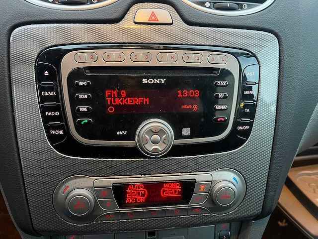 Ford - 2010 - focus - - ps-578-x - afbeelding 11 van  12