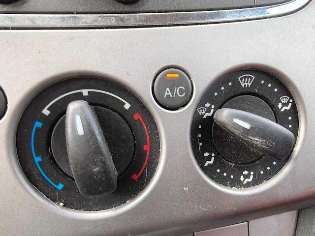 Ford - 2010 - focus - 1.6 d - belgie - afbeelding 9 van  19