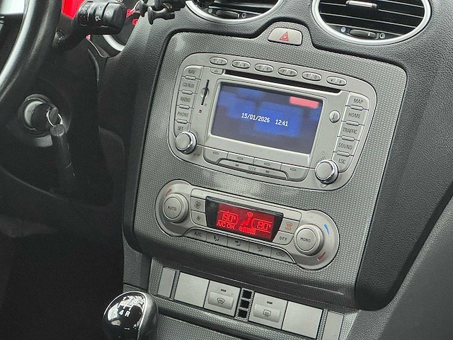 Ford - 2010 - focus wagon - 1.8 limited - personenauto - afbeelding 10 van  18