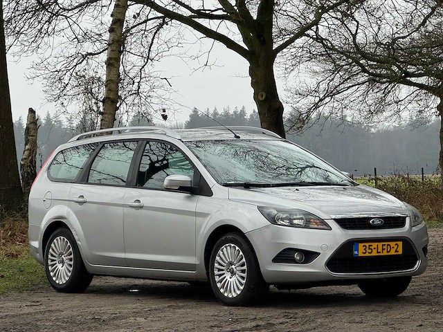 Ford - 2010 - focus wagon - 1.8 limited - personenauto - afbeelding 15 van  17