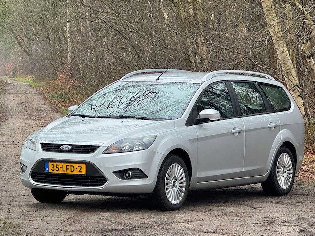 Ford - 2010 - focus wagon - 1.8 limited - personenauto - afbeelding 14 van  17